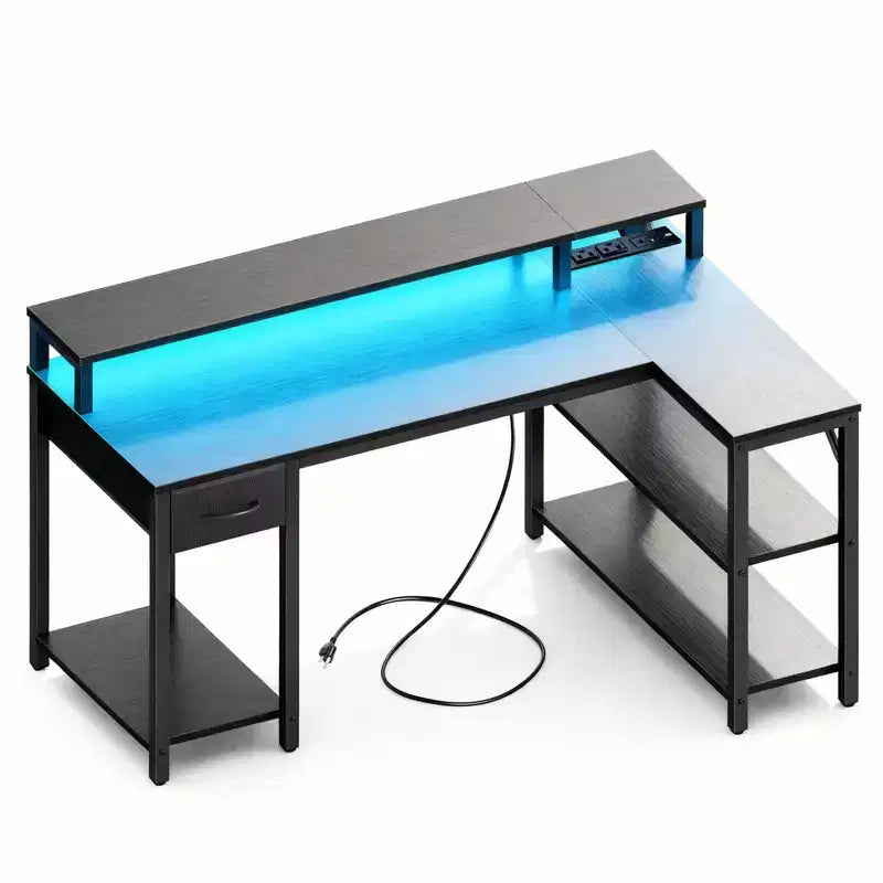 Scrivania angolare per computer Okak Modern Gaming con presa di corrente e ripiani, scrivania per studenti e ragazzi con spazio per studio e ufficio