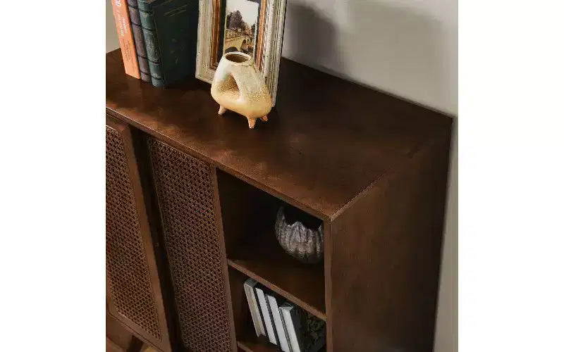 Credenza in Rattan Vintage, Buffet in MDF con 3 Ripiani a Giorno e 2 Ripiani Nascosti Regolabili