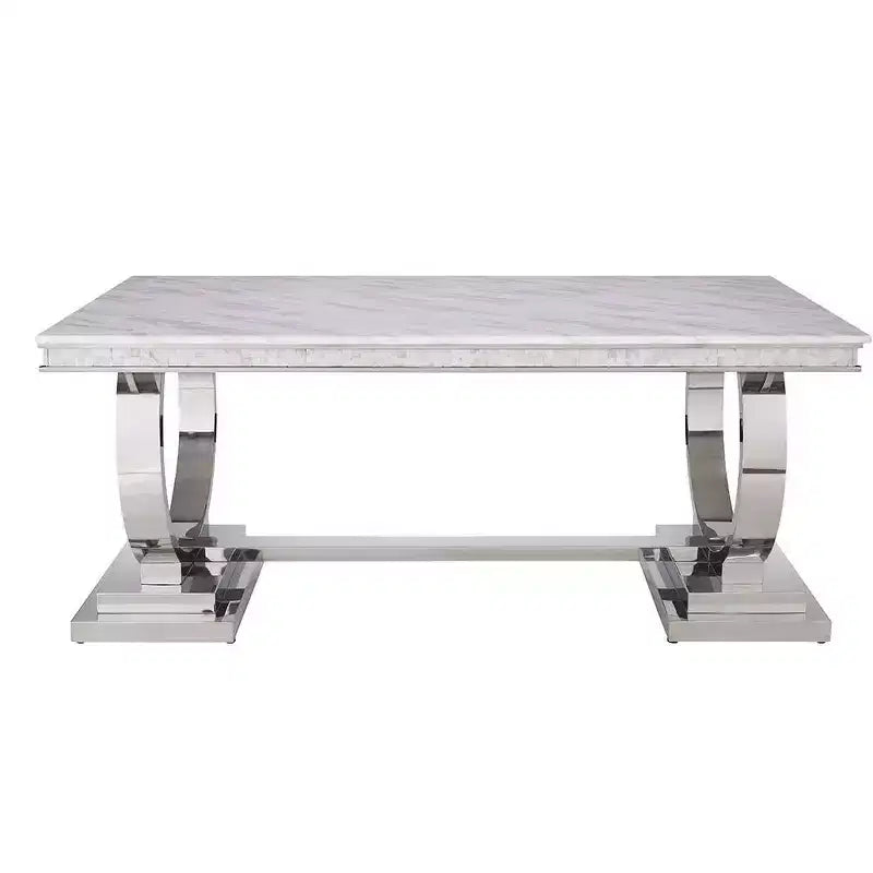Tavolo da pranzo con piano effetto marmo e base a specchio color argento, tavolo rettangolare moderno per sala da pranzo